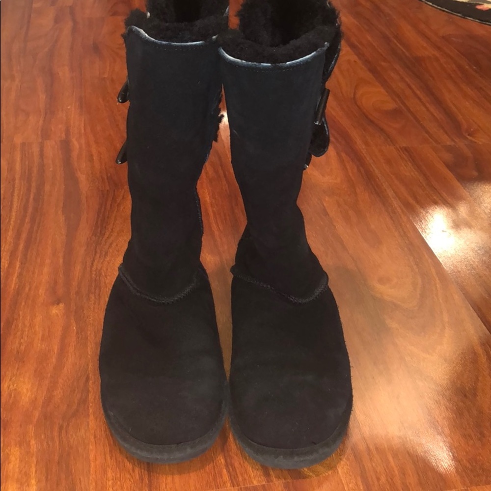 Bear Paw Boots View 2